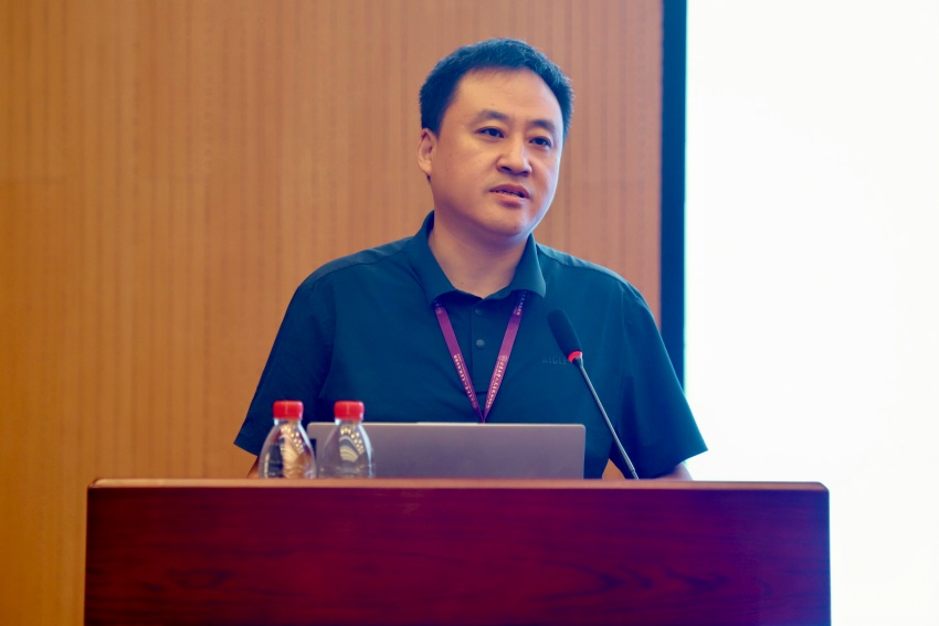 高杨书记.jpg